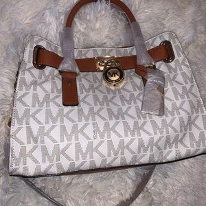 MICHAEL KORS!